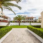 Acroyali House