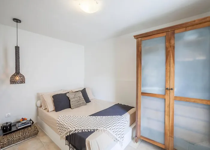 Acroyali House Tatil Evi